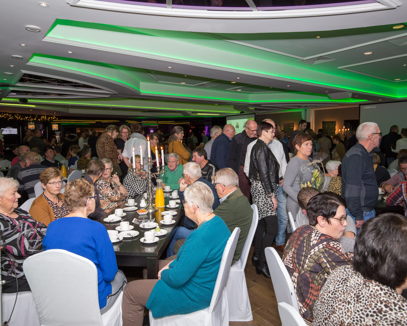 Feest voor gepensioneerde en jubilerende medewerkers Van Werven