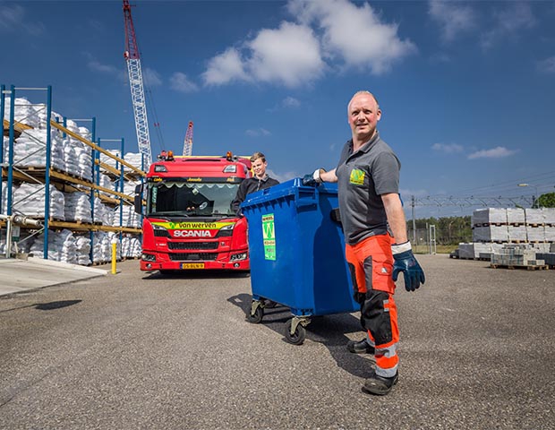 Van Werven tekent nieuw contract tijdens vakbeurs Recycling